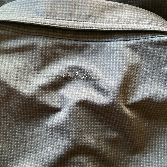 Men’s used size XL Travis Mathew grey polo shirt - Picture 5 of 5